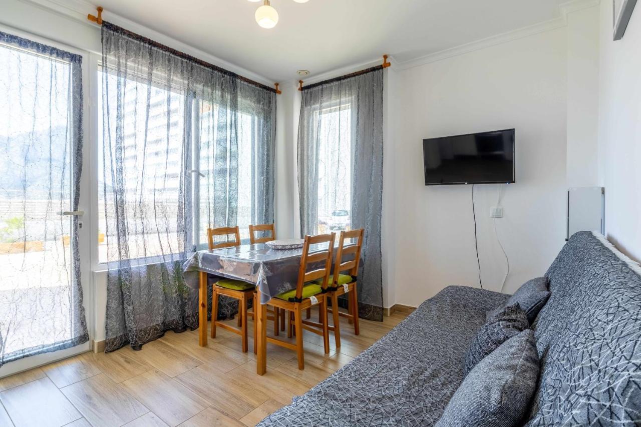 Inftour President 2 Apartamento 卡尔佩 外观 照片